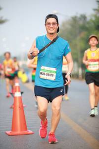 BIB: 4285
                            <button type="button" onclick="openModal(9010869)" class="btn btn-primary btn-sm float-right btn-popup" data-toggle="modal" data-target=".modal-high-quality">
                        <i class="fas fa-shopping-cart"></i> Add to Cart
                    </button>
                                            <button type="button" onclick="isThisMe(9010869, true)" class="btn btn-success btn-sm float-right btn-popup btn-isme hidden" data-toggle="tooltip" data-placement="bottom" title="นี่คือรูปของคุณใช่ไหม คลิกที่นี่เพื่อเอาเข้าอัลบั้ม">
                        <i class="fas fa-plus"></i> Add to album
                    </button>
                    <button type="button" onclick="isThisMe(9010869, false)" class="btn btn-warning btn-sm float-right btn-popup btn-isnotme hidden">
                        <i class="fas fa-ban"></i> Remove from album
                    </button>